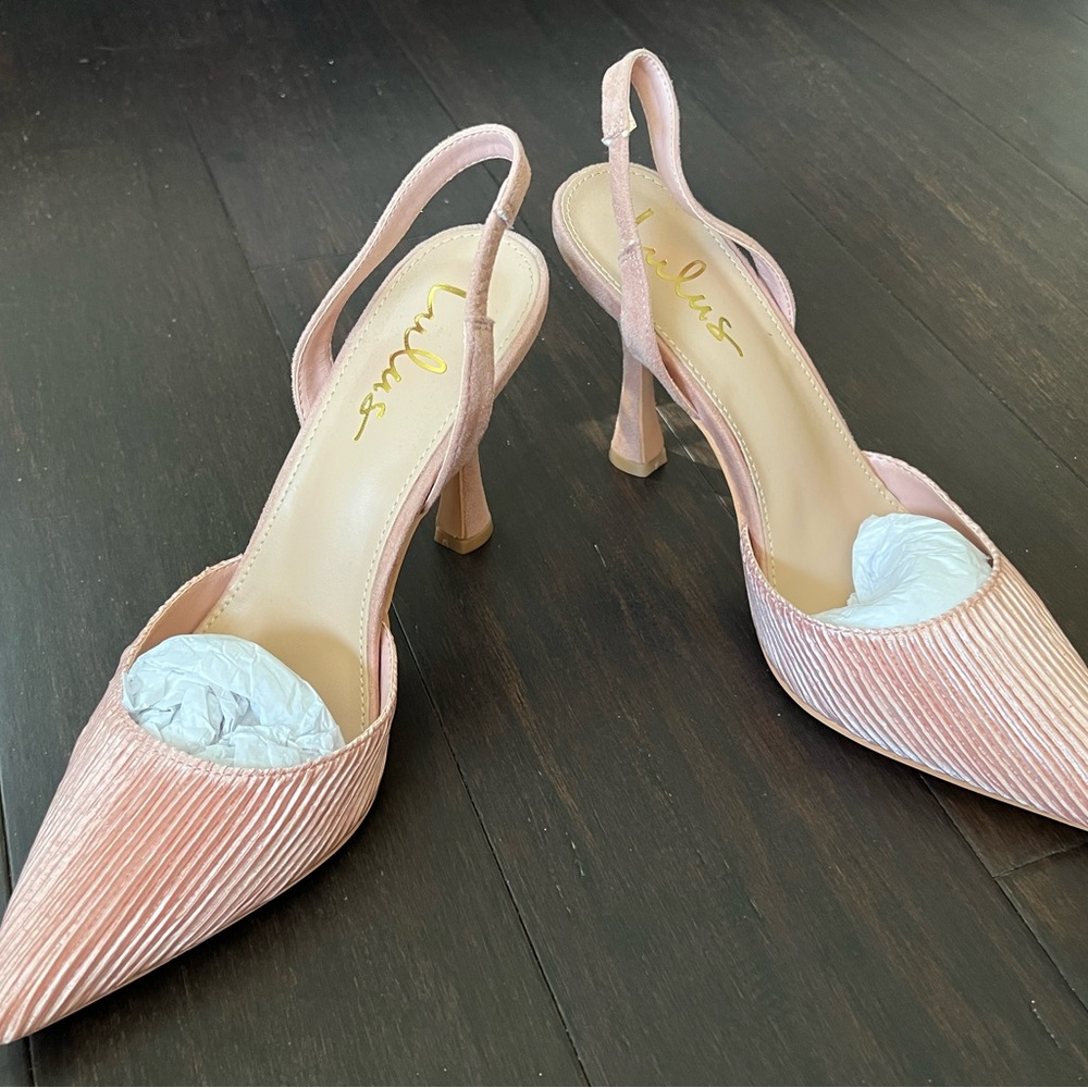 Lulu's Blush Textured Slingback Heels